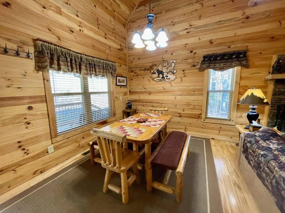 2 Bed Cabin Hot Tub Close To Helen #16 외부 사진