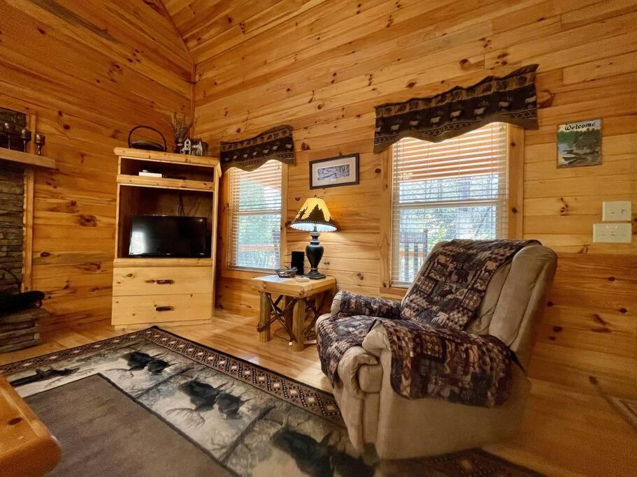 2 Bed Cabin Hot Tub Close To Helen #16 외부 사진